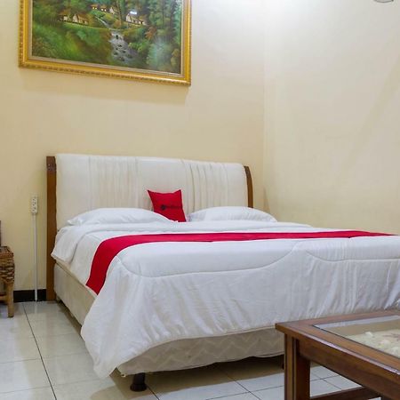 Reddoorz @ Pataruman Garut Εξωτερικό φωτογραφία