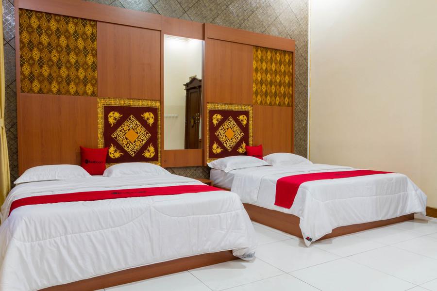 Reddoorz @ Pataruman Garut Εξωτερικό φωτογραφία
