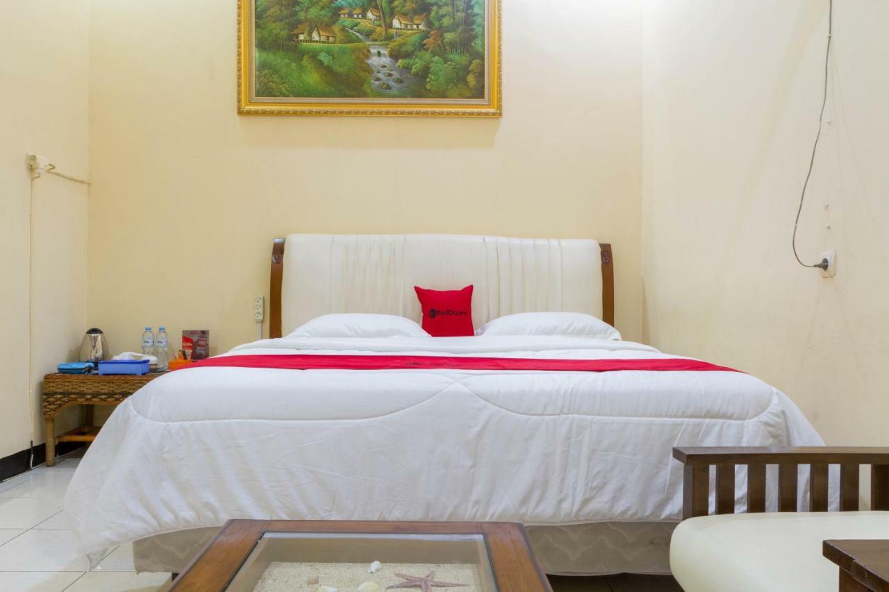 Reddoorz @ Pataruman Garut Εξωτερικό φωτογραφία