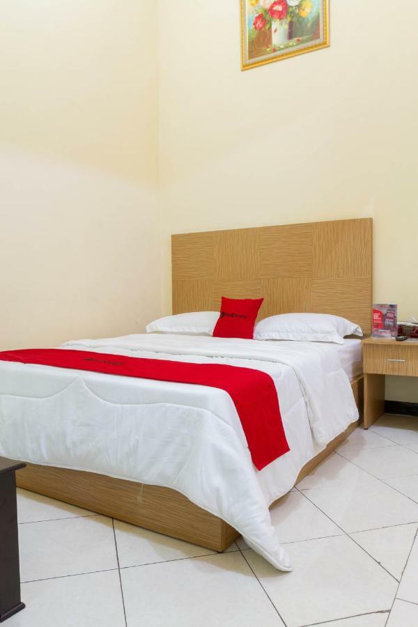 Reddoorz @ Pataruman Garut Εξωτερικό φωτογραφία